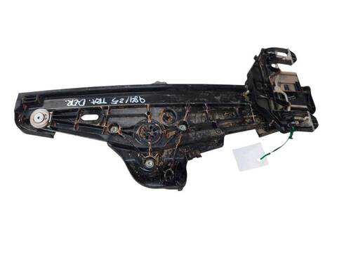 Foto 3ª: Elevalunas Manual Trasero Derecho Peugeot 308 PURETECH 110 FPHNPL) (2021)