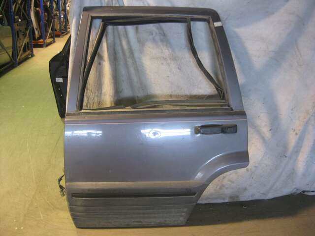 Puerta Trasera Izquierda Jeep Grand Cherokee 4.0 I ZJ) 180CV