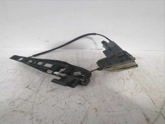 Foto 3ª: Cerradura Puerta Trasera Izquierda Citroen C3 1.4 I 73CV [KFV (TU3A) KFV (TU3JP)] (2002)