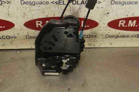 Cerradura Puerta Trasera Derecha Toyota Rav4 XR 177CV 130KW