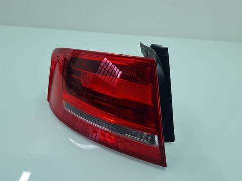 Piloto Trasero Izquierdo Audi A4 2.7 V6 24V TDI 190CV 140KW
