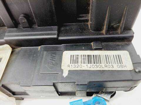 Foto 3ª: Cerradura Puerta Delantera Derecha Hyundai i20 1.2 CAT 78CV 57KW [G4LA] (2011)