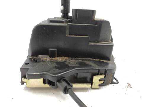 Foto 1ª: Cerradura Puerta Trasera Izquierda Nissan Primera 2.0 16V CAT BERLINA 140CV 103KW [QR20] (2002)