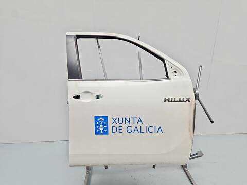 Puerta Delantera Derecha Toyota Hilux DOBLE CABINA DLX 4X4 149CV 110KW