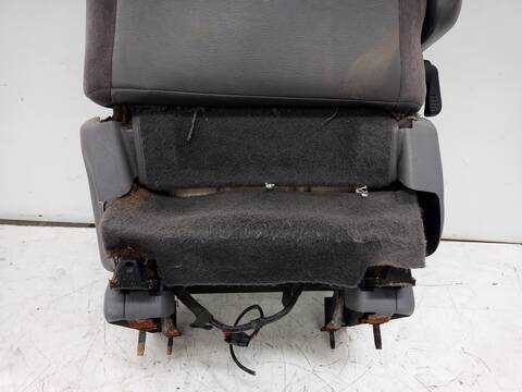 Foto 2ª: Asiento Delantero Izquierdo Chrysler Voyager 2.5 TD FAMILY 116CV 85KW [425CLIRSX] (2000)