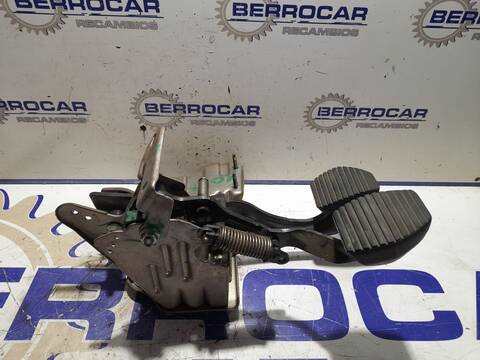 Foto 3ª: Pedal Embrague Peugeot 207 1.4 16V VTI CAT 8FS - EP3) 95CV 70KW [KFVTU3A] (2008)