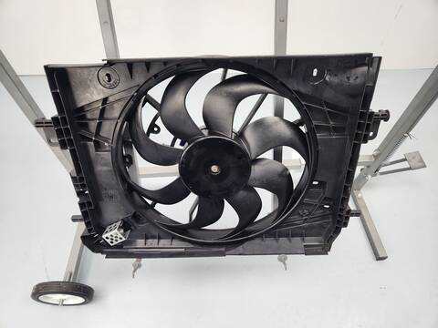 Foto 2ª: Electroventilador Renault Captur DYNAMIQUE 120CV 88KW [H5FD4] (2014)
