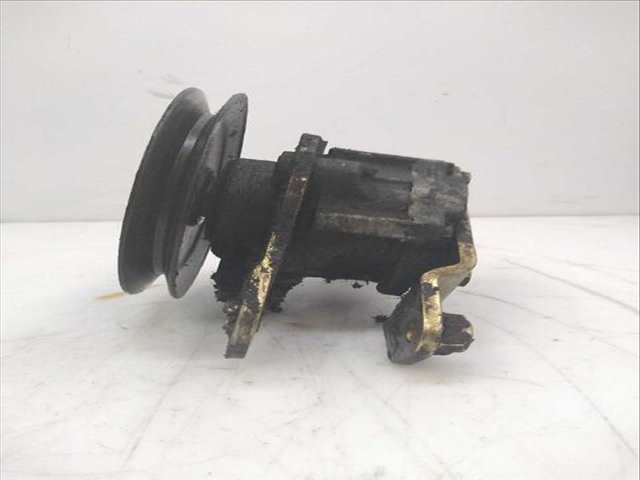 Foto 3ª: Bomba de Direccion Nissan Trade 3.0 TDIC (1996)