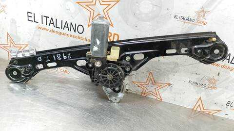 Foto 1ª: Elevalunas Manual Trasero Derecho Mercedes Clase C 160 270 CDI 203.016) BERLINA 170CV 125KW [612962] (2001)