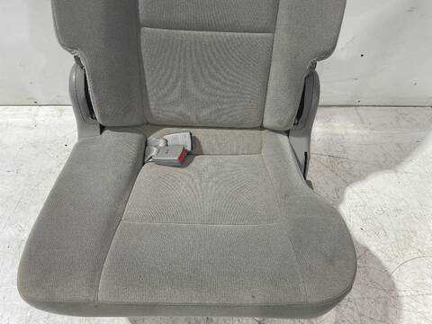 Foto 2ª: Asientos Traseros Kia Carnival 2.9 CRDI LX AUT. 144CV [J3] (2001)