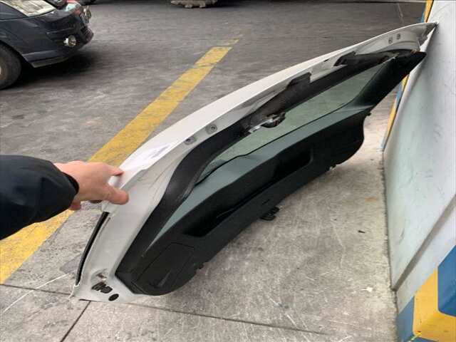 Foto 2ª: Portón Seat Leon 1.6 TDI 115CV 0CV [DDY] (2017)