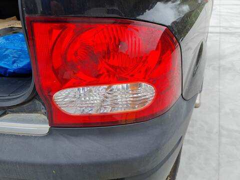 Foto 1ª: Piloto Trasero Derecho Ssangyong Actyon 200 XDI 141CV 104KW [D20DT] (2008)