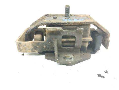 Foto 4ª: Soporte Motor Mitsubishi Montero 2.8 TD 125CV 92KW [4M40] (1997)