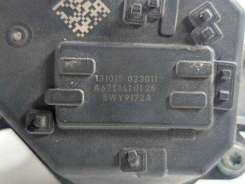 Foto 2ª: Caja Mariposa Ssangyong Rodius XDI PREMIUM 155CV 114KW (2001)