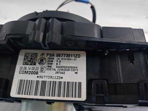 Foto 2ª: Mando Multifuncion Peugeot 3008 STYLE 114CV (2009)