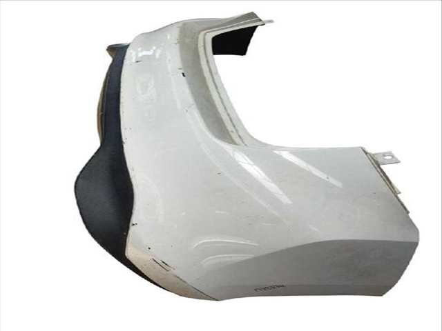 Foto 3ª: Paragolpes Trasero Nissan Pulsar 1.6 DIG-T HATCHBACK (2014)