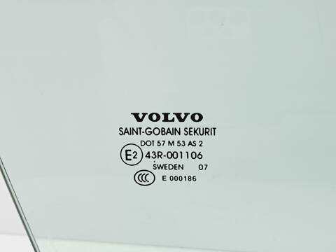 Foto 2ª: Luna Delantera Derecha Volvo XC 70 2.4 DIESEL CAT 185CV 136KW [B5244T] (2007)