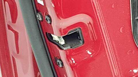 Foto 3ª: Puerta Delantera Izquierda Alfa Romeo Stelvio BASIS 2WD [73504457] (2018)