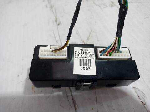 Foto 3ª: Centralita Motor ECU Hyundai ix35 2.0 CRDI 4WD 136CV [D4HA] (2009)