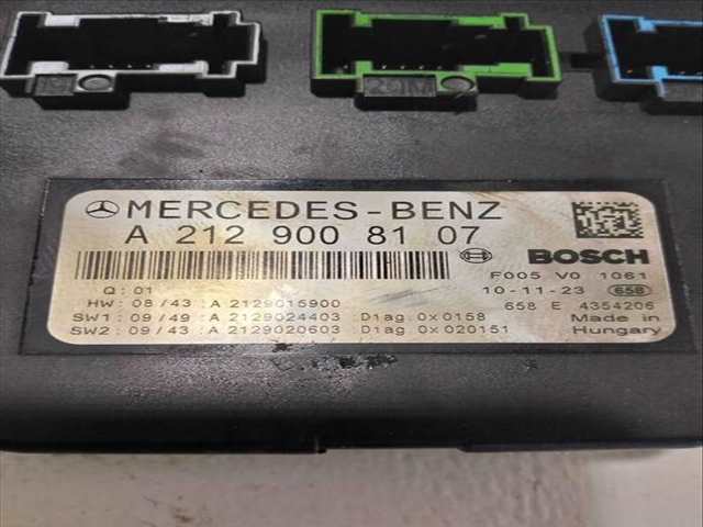 Foto 2ª: Caja Reles Fusibles Mercedes Clase C 160 VERSION INDEFINIDA (2011)