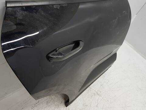 Foto 3ª: Puerta Trasera Derecha Porsche Macan VERSION INDEFINIDA