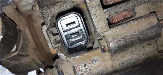 Foto 2ª: Alternador Isuzu N 3.0 [4JH1]