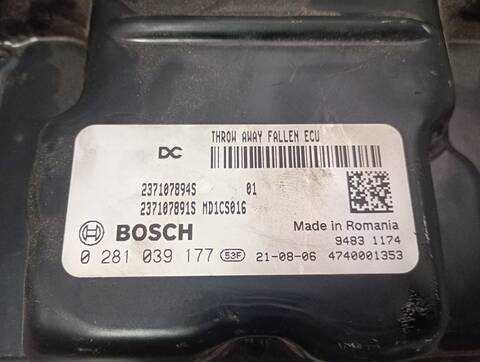 Foto 4ª: Centralita Motor ECU Renault Clio BUSINESS 86CV 63KW [K9K U8] (2021)