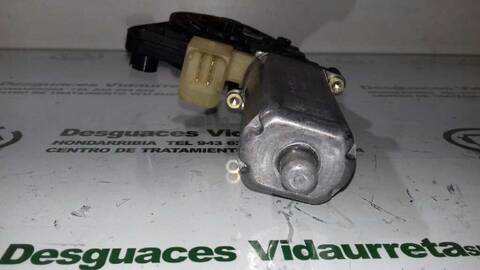 Foto 2ª: Elevalunas Eléctrico Trasero Derecho Mercedes Clase C 160 1.8 CAT BERLINA 143CV 105KW [271946] (2003)