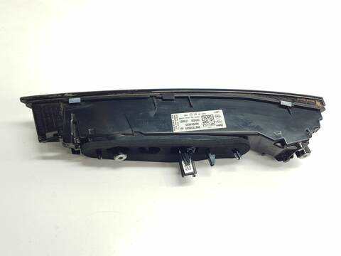 Foto 2ª: Piloto Trasero Izquierdo Opel Astra ULTIMATE BERLINA