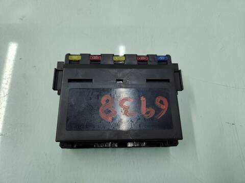 Caja Reles Fusibles Lexus IS 220D 177CV 130KW