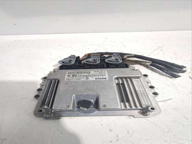 Foto 2ª: Centralita Motor ECU Citroen C3 1.4 HDI 70 SC8HZC SC8HR0 SC8HP4) 68CV 50KW [8HP (DV4C),8HR (DV4C),8HZ (DV4TD)] (2010)