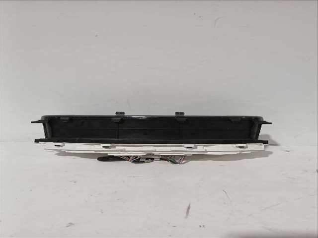 Foto 3ª: Cuadro de Instrumentos Toyota Corolla 1.8 VVTI HYBRID ZWE219) HATCHBACK 140CV [2ZR-FXE] (2018)