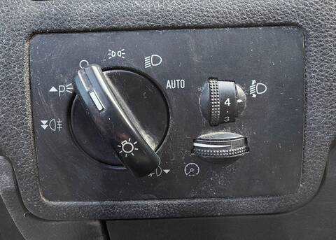 Mando Luces Ford Kuga TREND 140CV 103KW