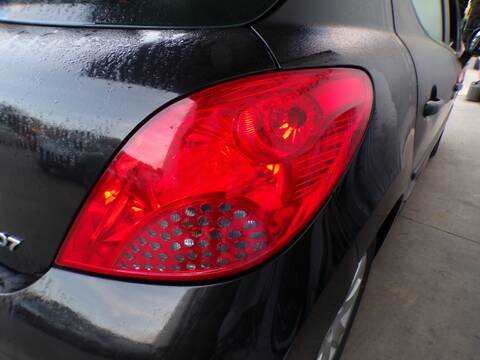 Piloto Trasero Derecho Peugeot 207 9HX