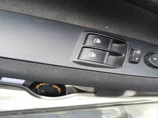 Foto 2ª: Botonera Elevalunas Fiat Punto DYNAMIC 75CV 55KW [199A9000] (2013)
