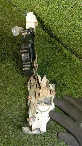 Foto 4ª: Cerradura Puerta Trasera Derecha Toyota 4 Runner 3.0 T DIESEL (1993)