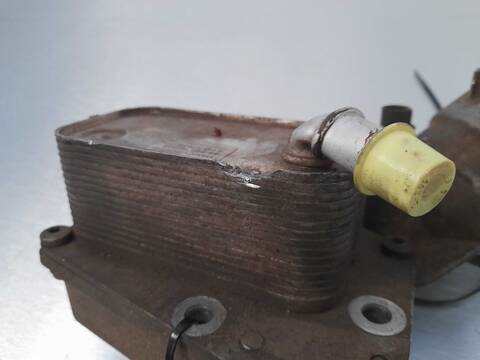 Foto 4ª: Radiador Aceite Opel Vectra COMFORT 120CV 88KW [Z19DT] (2004)