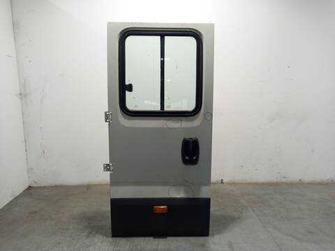 Puerta Trasera Izquierda Iveco Daily 33S14 35S14 35C14 136CV 100KW FURGONETA