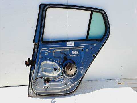 Foto 2ª: Puerta Trasera Derecha Volkswagen Golf 1.9 TDI BERLINA 105CV 77KW [BXE] (2007)