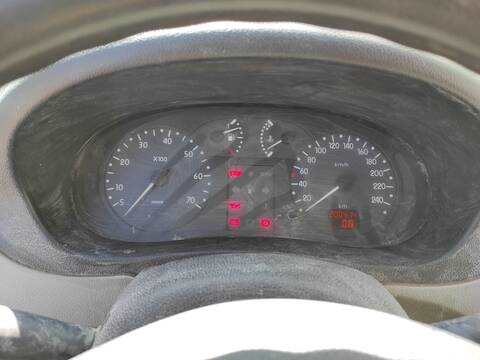 Cuadro de Instrumentos Renault Kangoo F8Q630