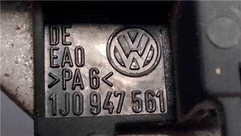 Foto 2ª: Freno de Mano Volkswagen Polo 1.9 HIGHLINE [1 9 LTR. - 74 KW TDI] 101CV