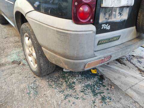 Foto 2ª: Paragolpes Trasero Land Rover Freelander M47 (2001)
