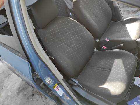 Asiento Delantero Derecho Toyota Yaris 1KR
