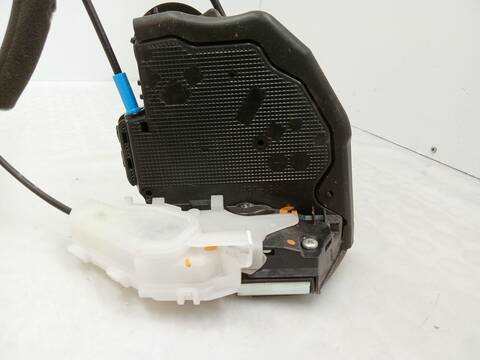 Foto 2ª: Cerradura Puerta Trasera Izquierda Toyota CHR 1.8 HYBRID ZYX10_ ZYX11_) 122CV 90KW [2ZR-FXE] (2022)