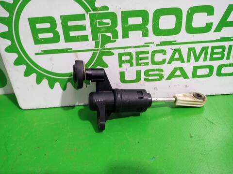 Foto 2ª: Bomba Embrague Volkswagen Passat 1.6 BERLINA 102CV 75KW [ALZ] (2003)