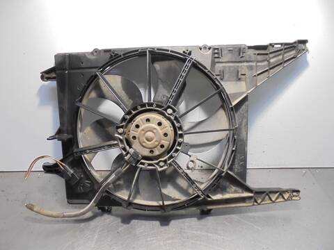 Foto 3ª: Electroventilador Renault Scenic 1.9 DCI AUTHENTIQUE 80CV 59KW JA..) [F9Q Q7] (2002)