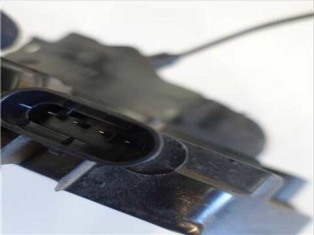 Foto 3ª: Cerradura Puerta Delantera Derecha Renault Megane 1.5 DCI BM0F CM0F) 82CV 60KW II BM0/1_ CM0/1_) [D/ K9K D 7] (2003)