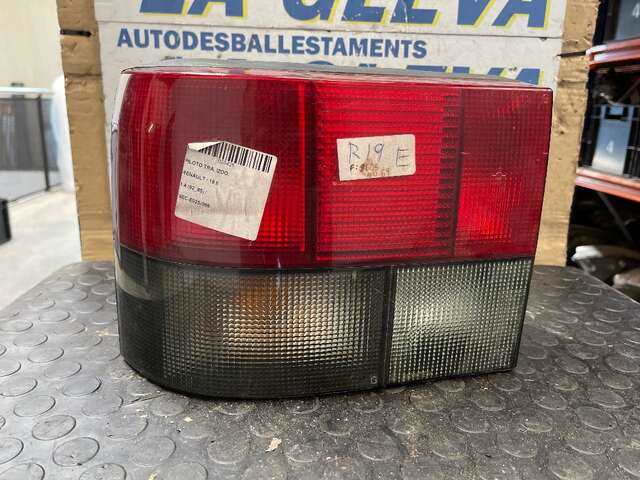 Piloto Trasero Izquierdo Renault 19 1.4