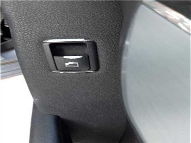Foto 1ª: Botonera Elevalunas Mercedes Clase C 160 C 200 KOMPRESSOR 204.041) 184CV 135KW [M 271.950] (2009)