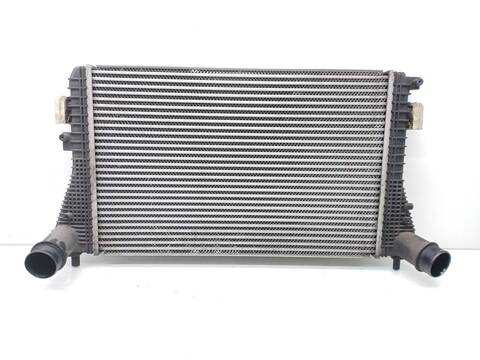 Foto 2ª: Intercooler Volkswagen Sharan 200CV 147KW (2010)
